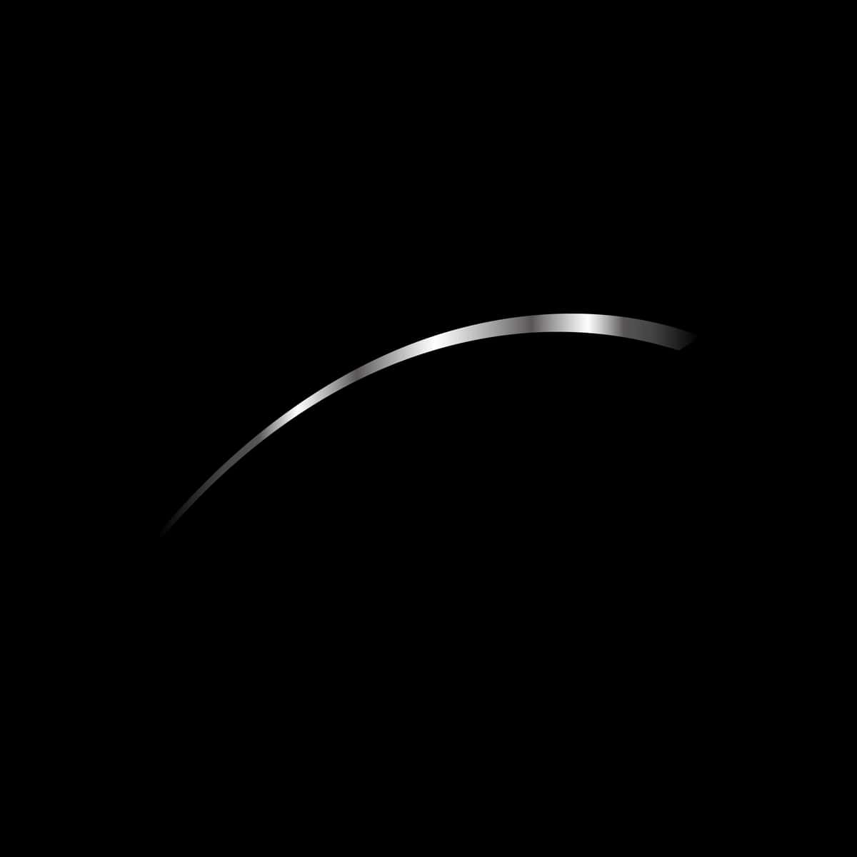 Yaltiroq kumush rangli yoysimon qora | Sleek silver arc black 1