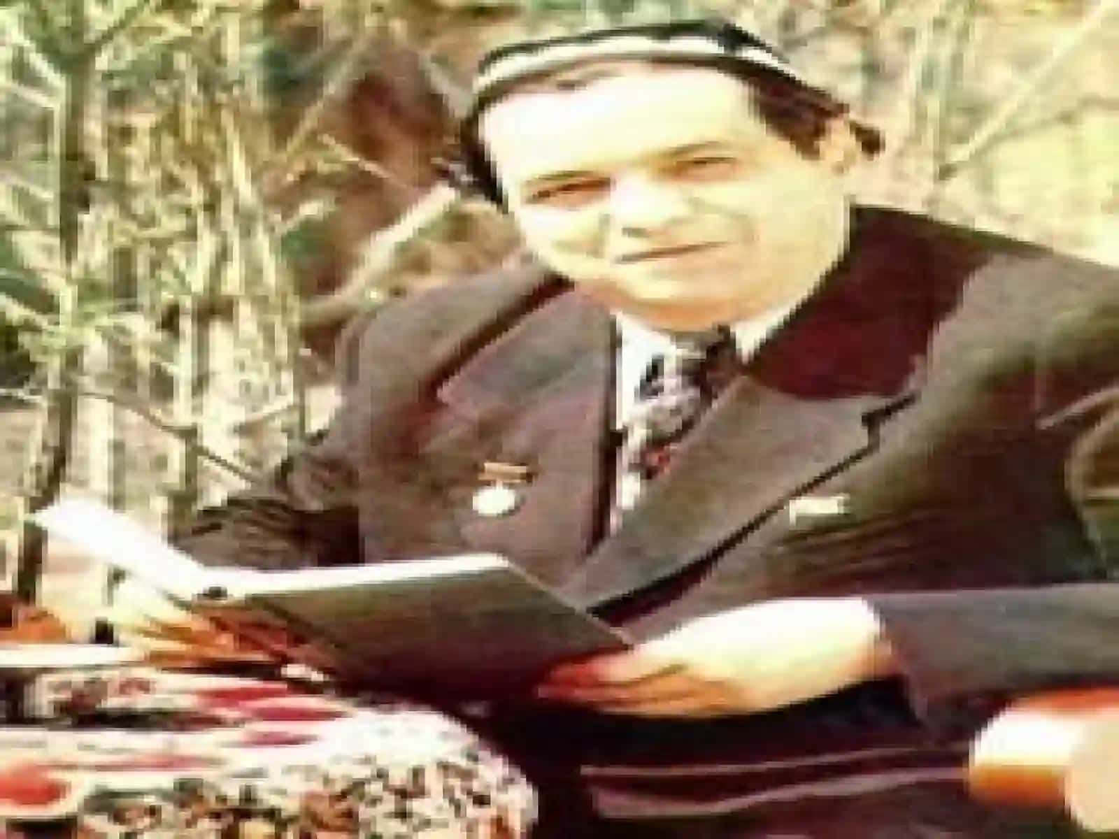 Oybek 2