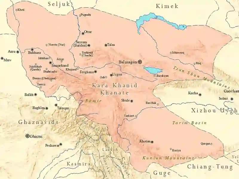 Qoraxoniylardavlati inqirozi va sulolani tug'atilishi 3