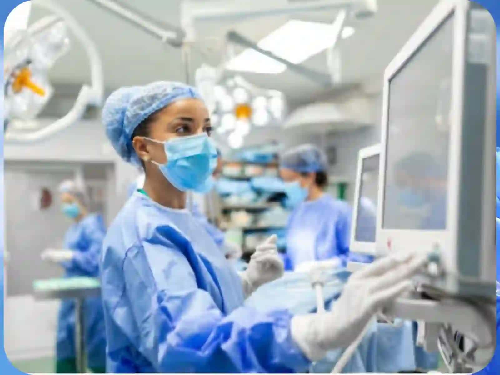 Nurses work at the surgical department 3