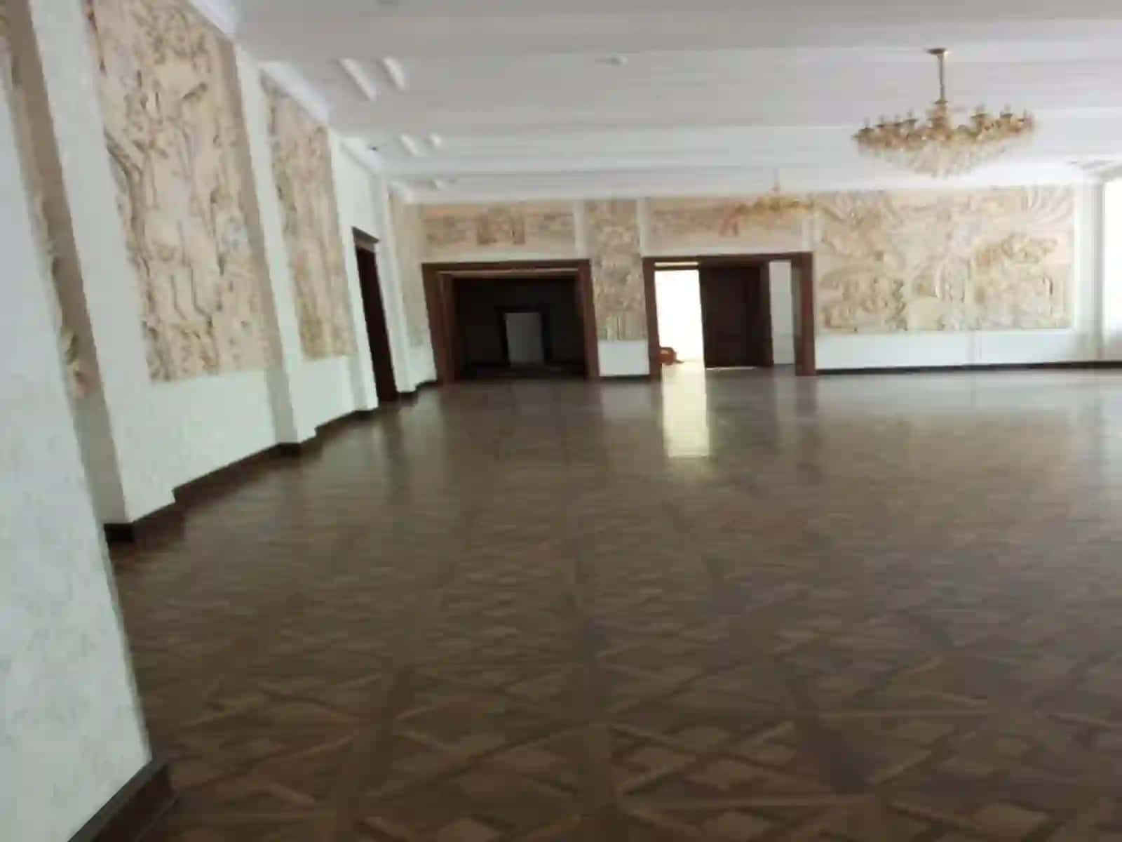 Olmaliq shaharlaridagi Metallurgiya madaniyat saroyi 4
