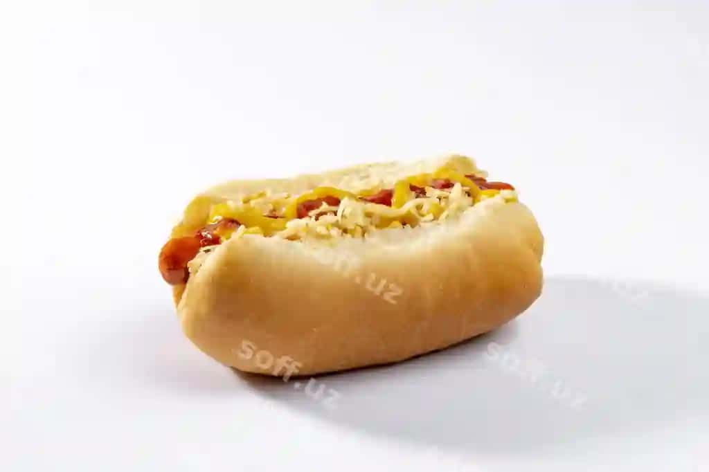 Hot-dog ajraltirilgan oq fonda | Hot dog isolated white background