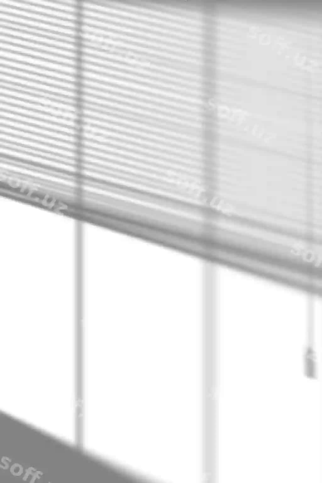 Realistik soya qatlami oq yuzdagi jalyuzi | Realistic shadow overlay window blinds white surface