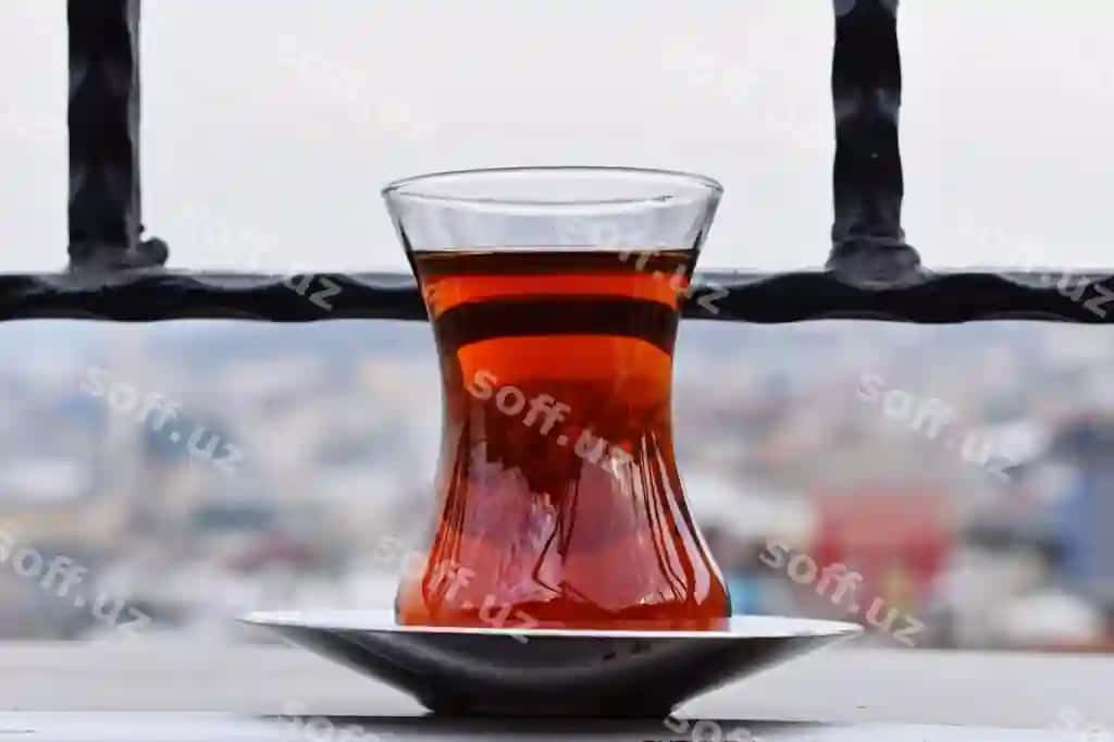Bitki choyi stagani deraza chet | Herbal tea glass window sill