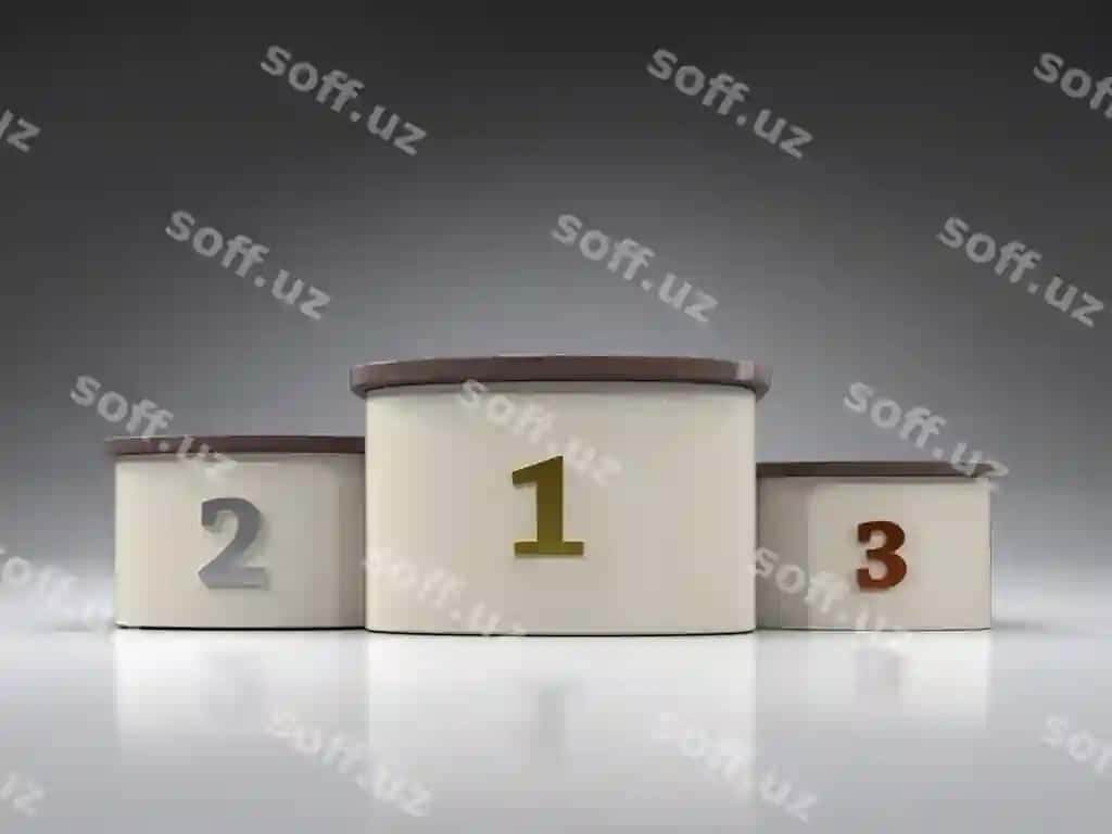 Yaqin rasm G'oliblar podiumi kulrang fon ortida | Close up winners podium against gray background