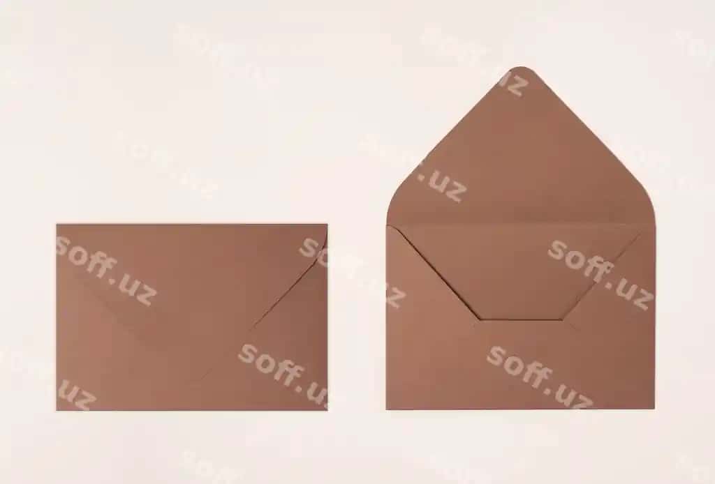 Yopiq ochiq qong'iroq konvertlar yorqin fonda sutli rang | Closed open brown envelopes light background milky color