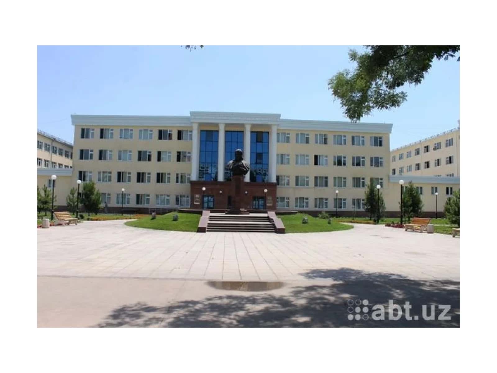 Darajali qatorning tekis yaqinlashishi