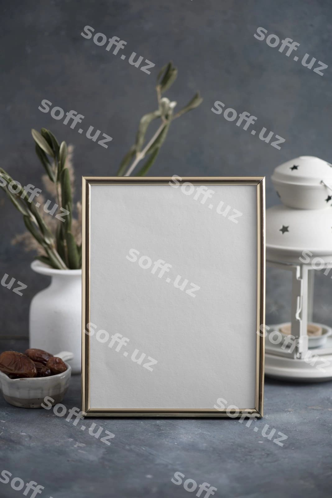 Yaqin murojaat Ramazon ramka mockup | Close up ramadan frame mockup