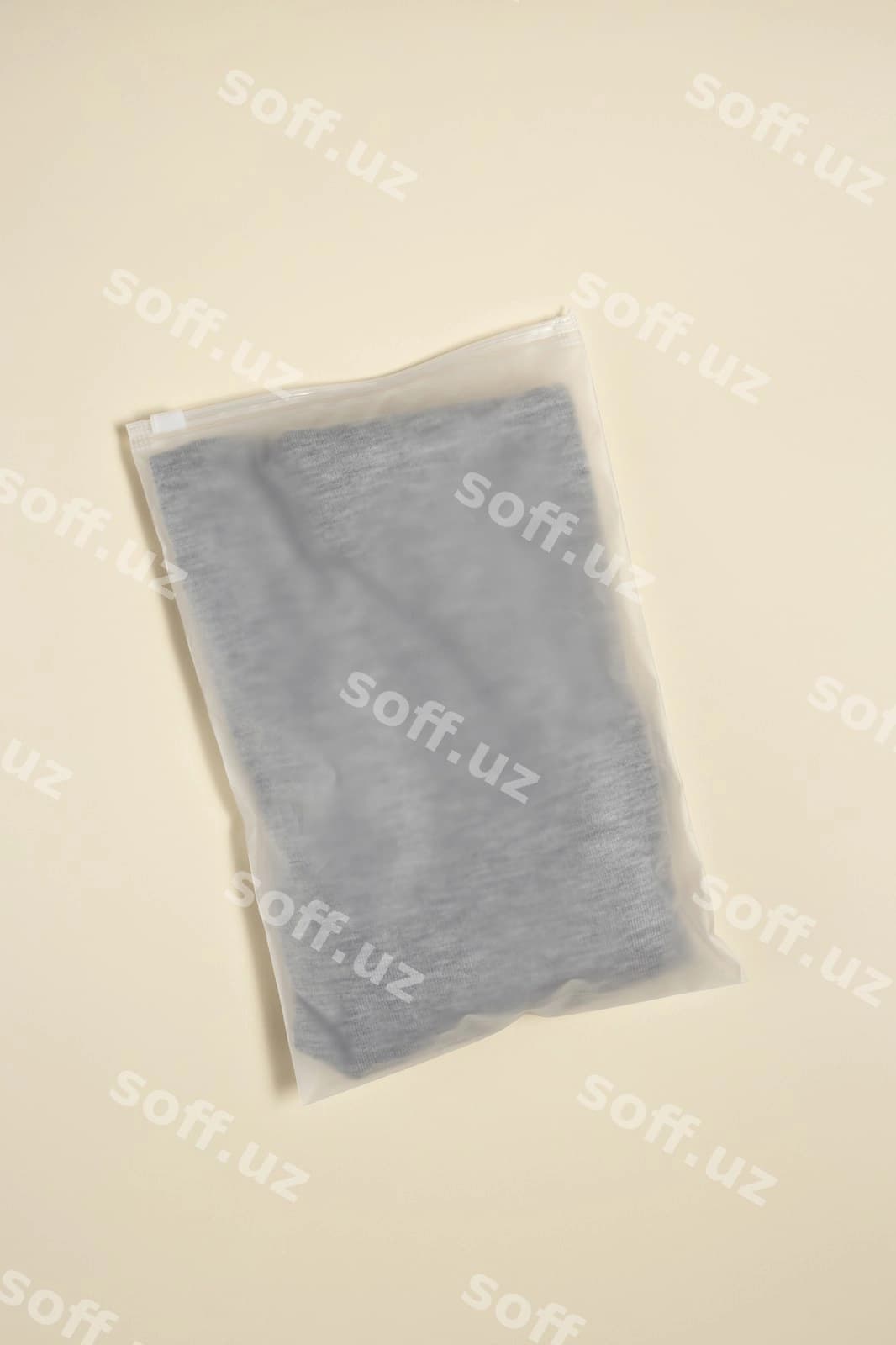 Kiyimlar shaffof po'cha mockup | Clothes transparent bag mockup