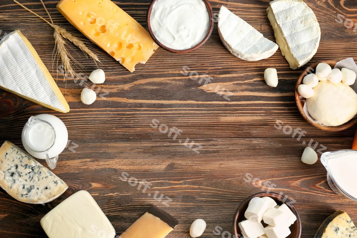 Yangi sut mahsulotlari yong‘oq orqa fonda | Fresh dairy products wooden background
