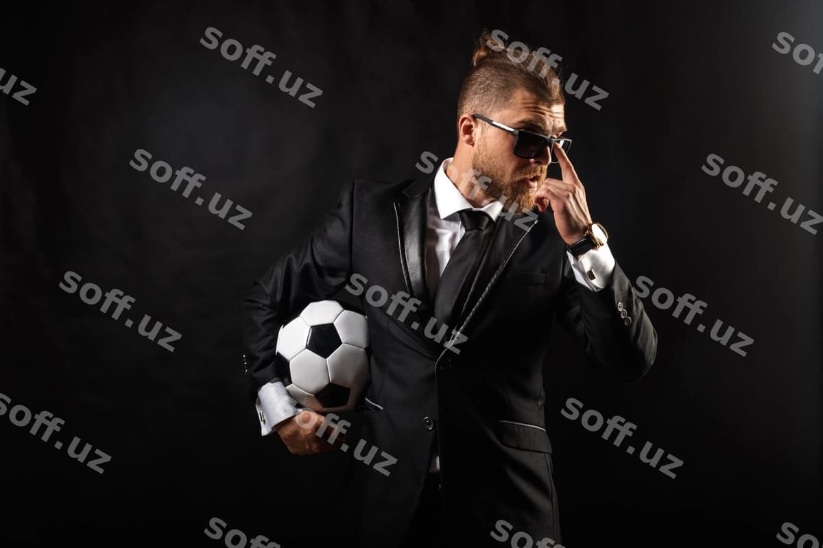 Futbol sport menedgeri biznes kostyum | Soccer sport manager business suit