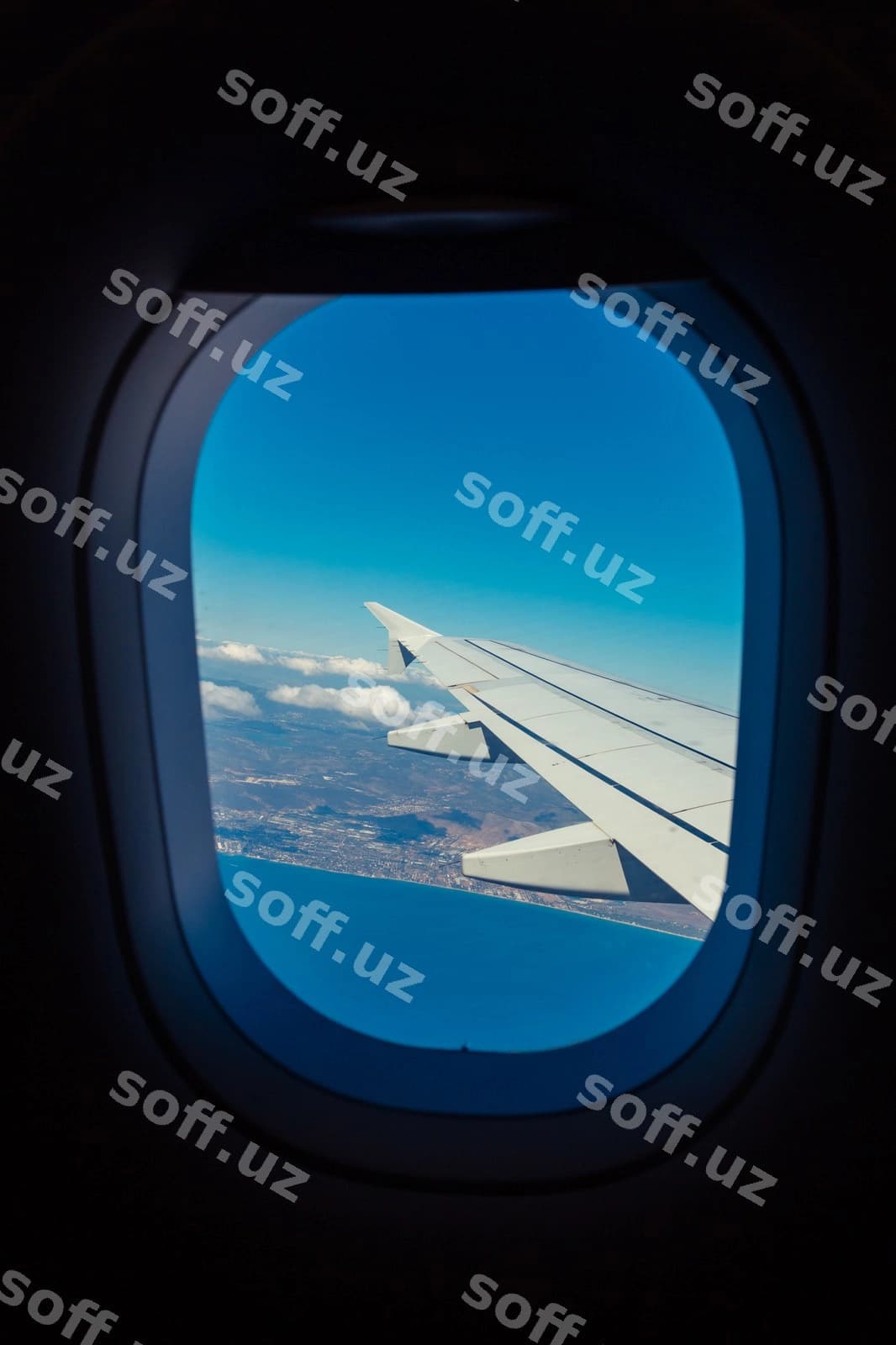 Samolyot oynasidan ko'rinish | View from airplane window