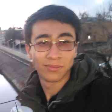 Rixsitillo Botirov